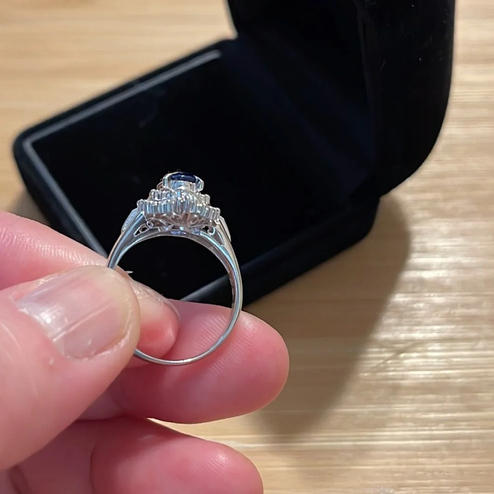 Hallmarked Pt900 natural Sapphire & natural Diamond ring with certificate size 5 - Picture 10 of 14